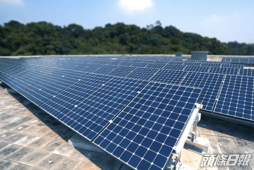 有研究指出,本港大廈天台空間有潛力大量發展太陽能發電。
資料圖片