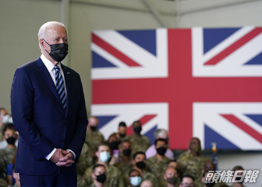 正在英國出席七國峰會的拜登,將與英國首相約翰遜簽署新版《大西洋憲章》。AP圖