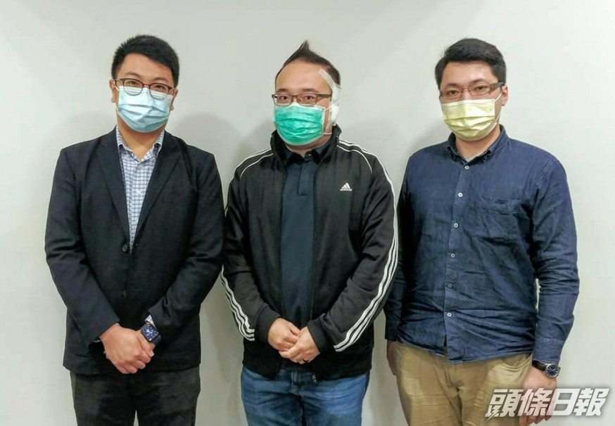 趙家賢(中)續任召集人。民主動力FB圖片