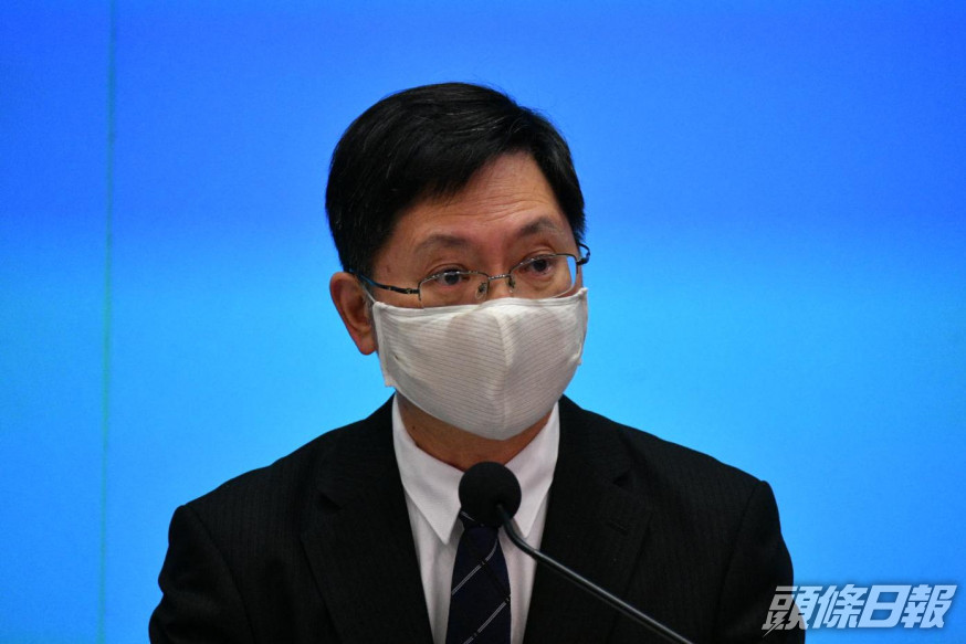 薛永恒「搶咪」。
