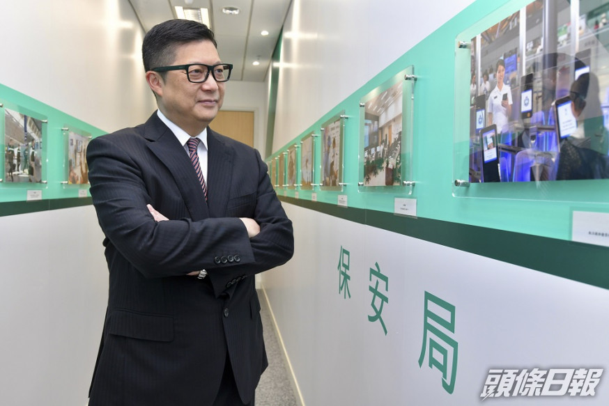 保安局局長鄧炳強表示,常人都懂得分辨何謂假新聞,不會是他覺得假便是假。資料圖片
