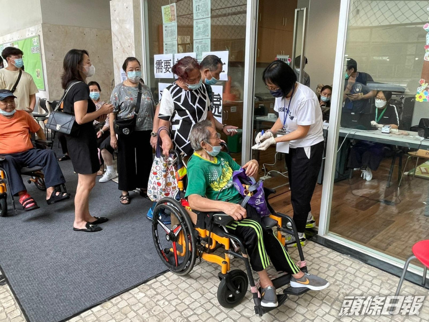 澳門全民檢測踏入第二日。澳門新聞局圖片