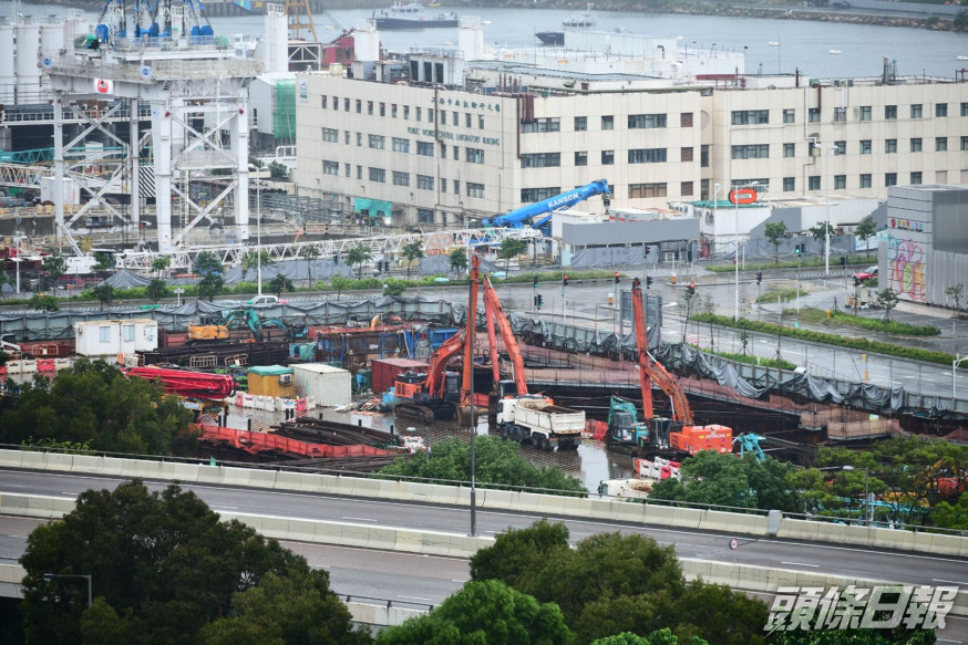 黃偉綸指啟德新急症醫院地盤需確保安全,方可復工。