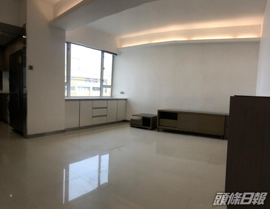 駱克大廈A座高層1室,實用面積552方呎。