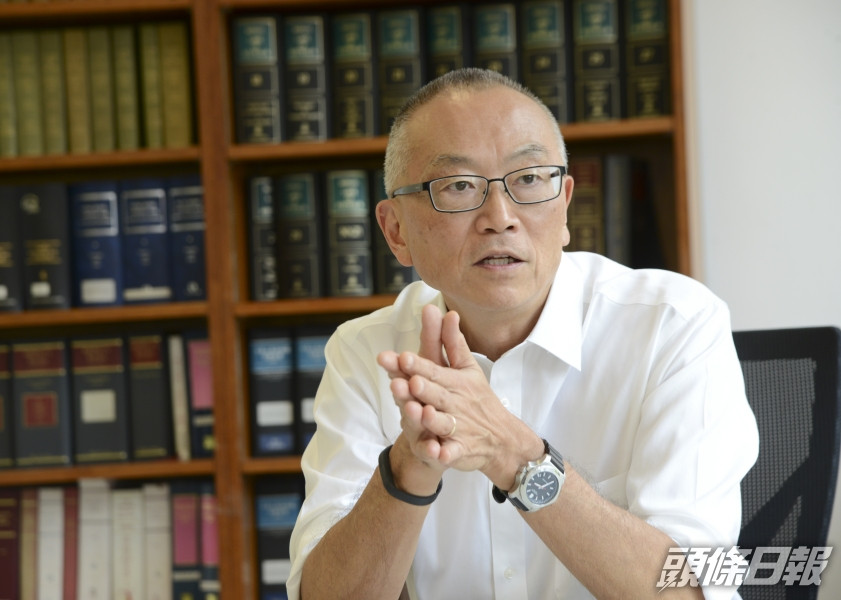 福田敬二因為年齡達到退休的六十五歲,校方早前決定不會按原有職位續約。資料圖片