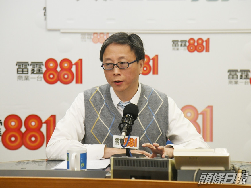 何栢良倡為無打疫苗者「篤手指」驗抗體防走漏 。資料圖片