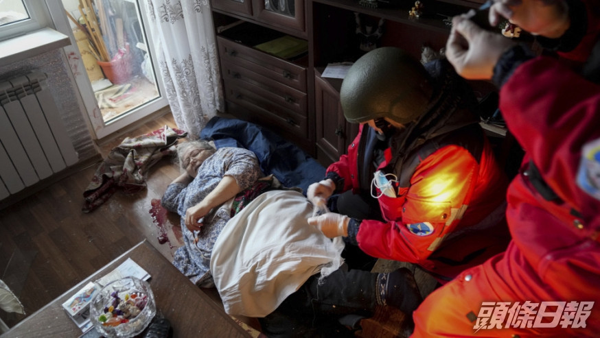馬里烏波爾受俄軍包圍,平民傷亡攀升。AP圖