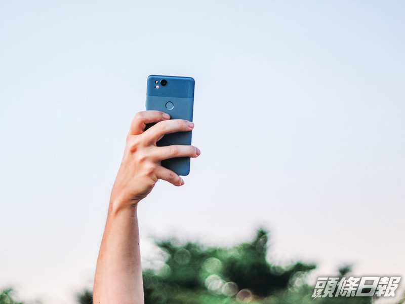 不少爸媽都喜歡將子女的照片放上網,跟一眾親朋好友分享。unsplash圖片