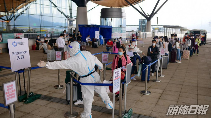 「金巴」部分由香港往珠海班次即日起暫停。資料圖片