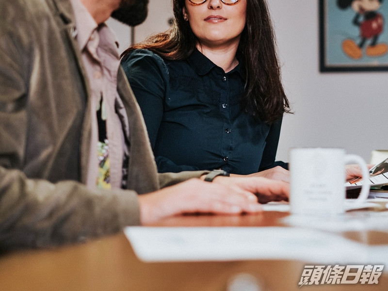 有港女指被大自己30多年的男上司熱烈追求,感到非常困擾。unsplash圖片(示意圖)