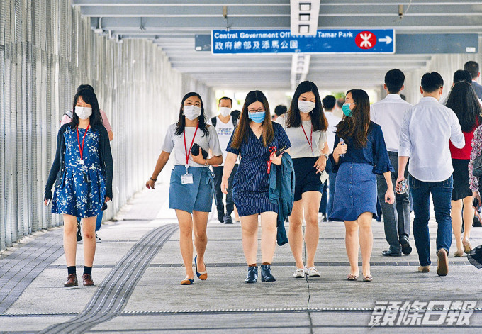 公務員工會倡凍薪。資料圖片