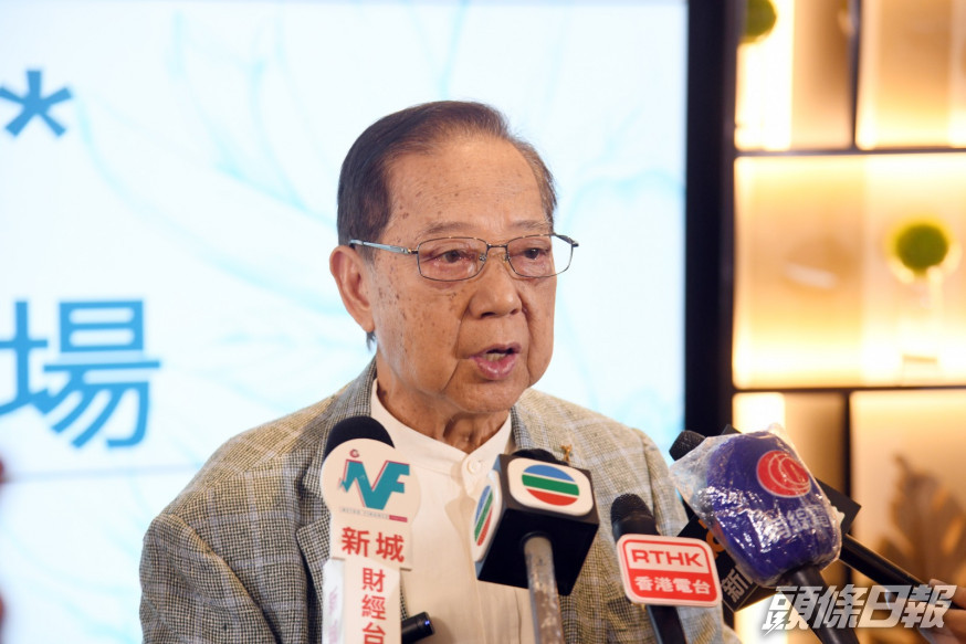 地產建設商會執委會主席梁志堅表示,商會周五(24日)舉行例行會,議程包括討論是否有中央會見本港發展商的傳聞。