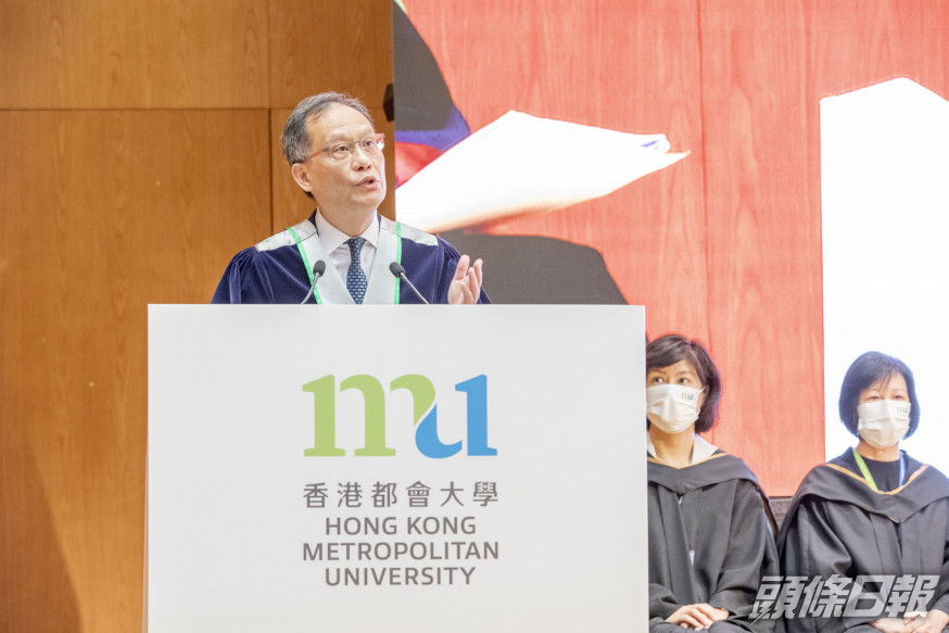 林群聲歡迎大學新成員。都大圖片