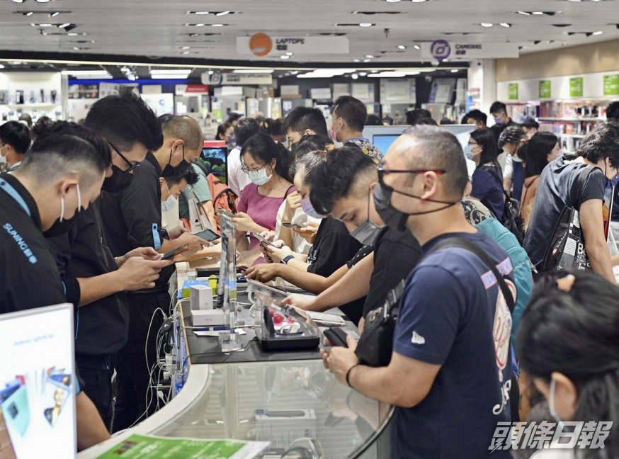 消委會籲市民保持冷靜理性消費。資料圖片