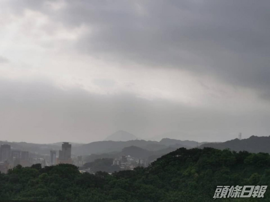 台灣遭受沙塵暴影響。網上圖片