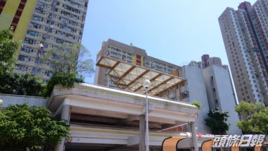 現場是青衣長發邨敬發樓一單位。資料圖片