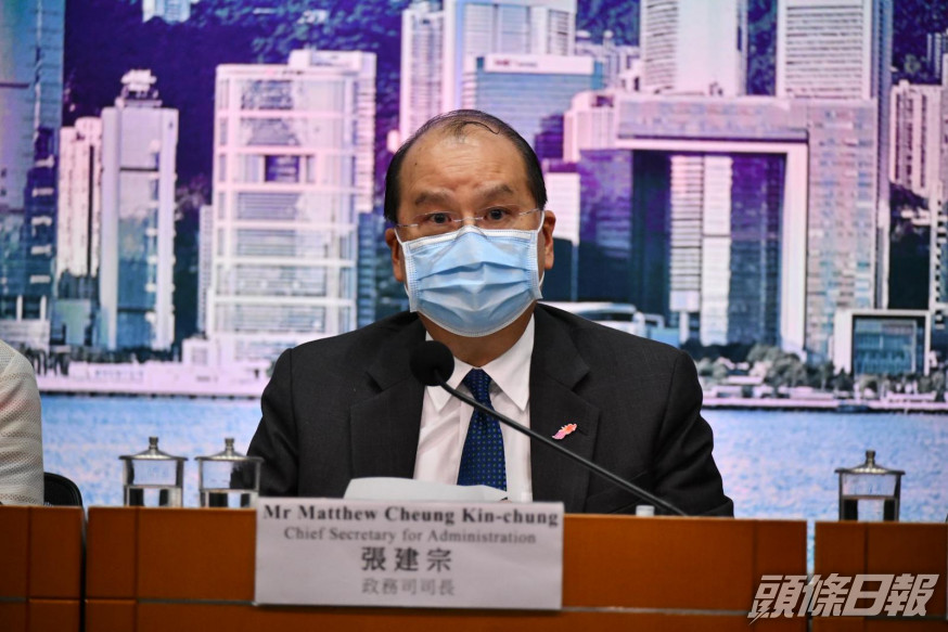 張建宗表示立法會選舉能否如期舉行要視乎疫情發展。