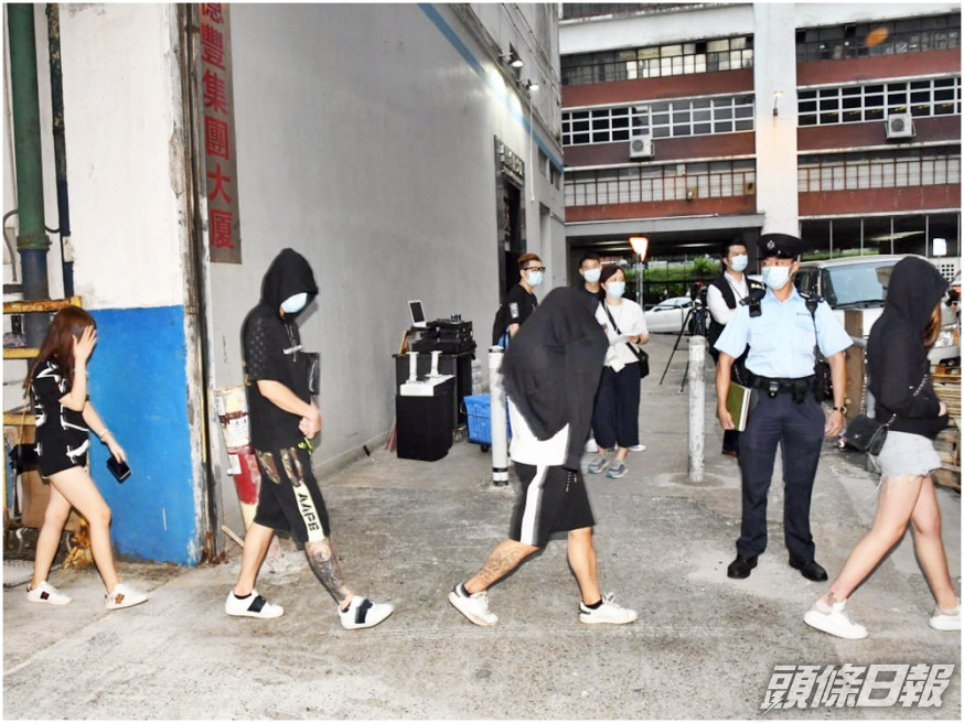 兩項行動共拘捕27人。