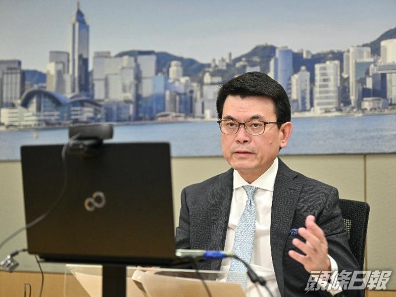 邱騰華向加拿大商界介紹香港的最新發展和營商優勢。政府圖片