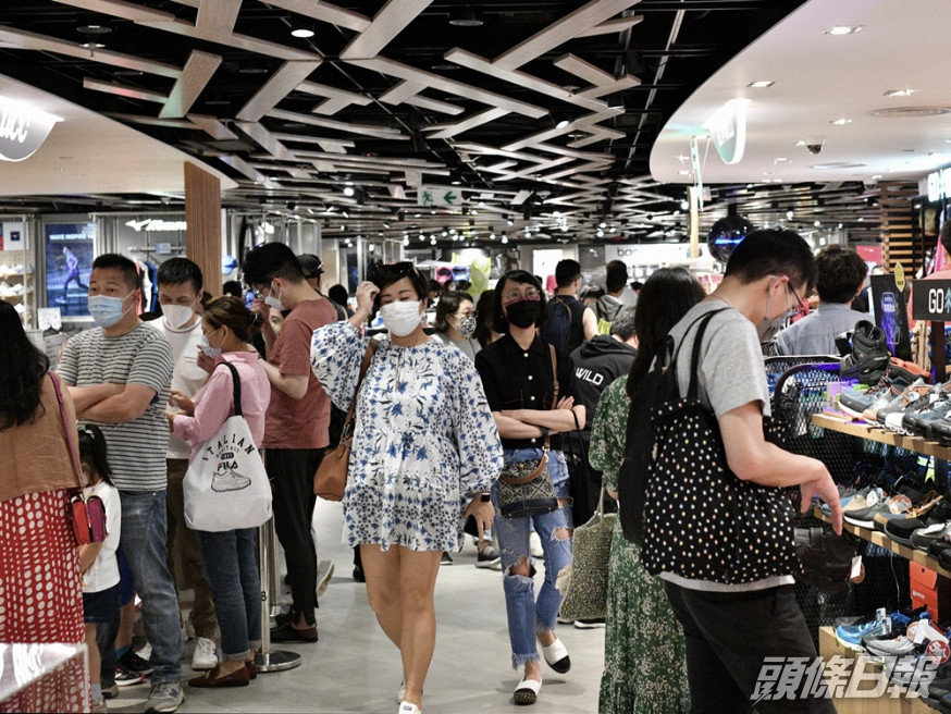 本港6月零售銷貨價值按年升5.8%。資料圖片