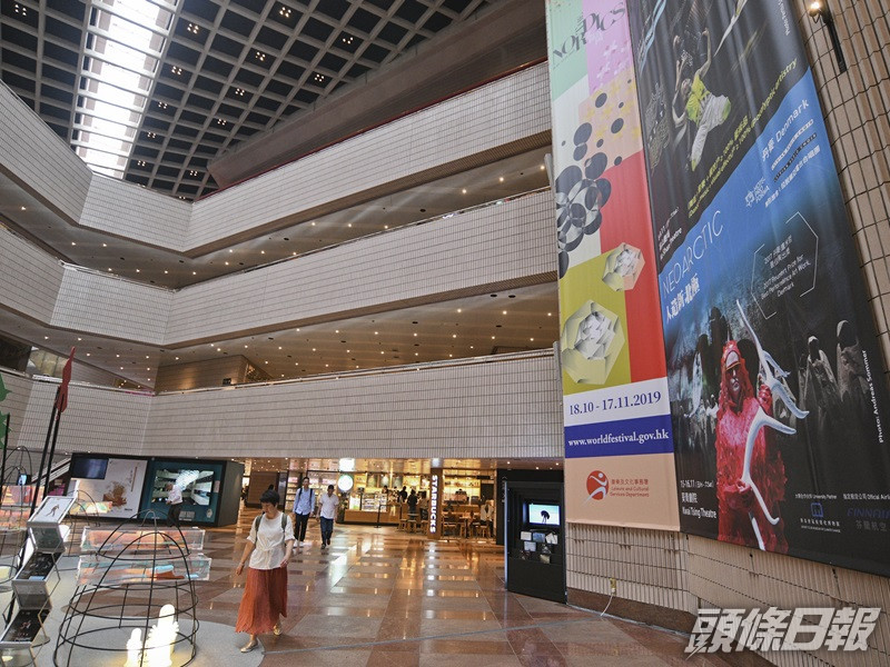暫停服務期間讀者可使用其他公共圖書館借閱或歸還圖書館資料。資料圖片