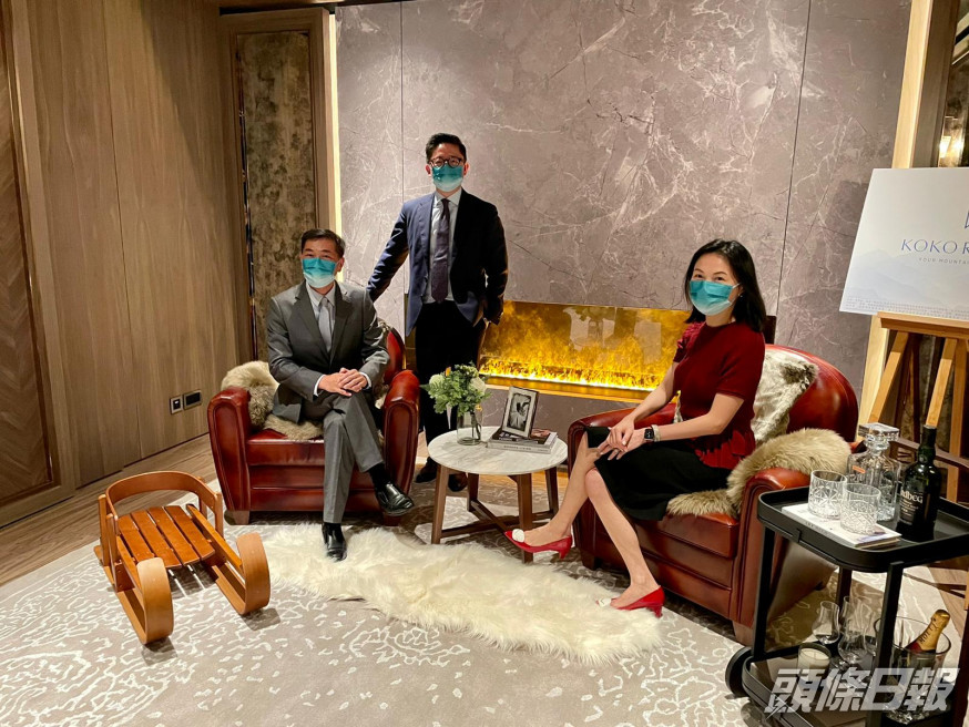 會德豐地產黃光耀(左)指出,KOKO RESERVE的單位有機會全部以招標方式推售。