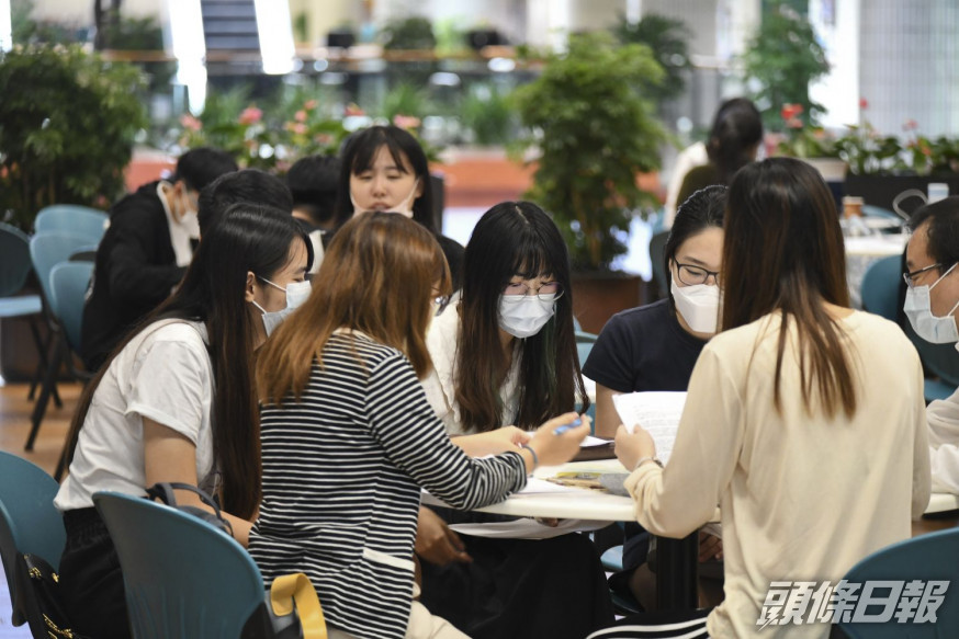 多所大學下學年起恢復面授課堂。資料圖片
