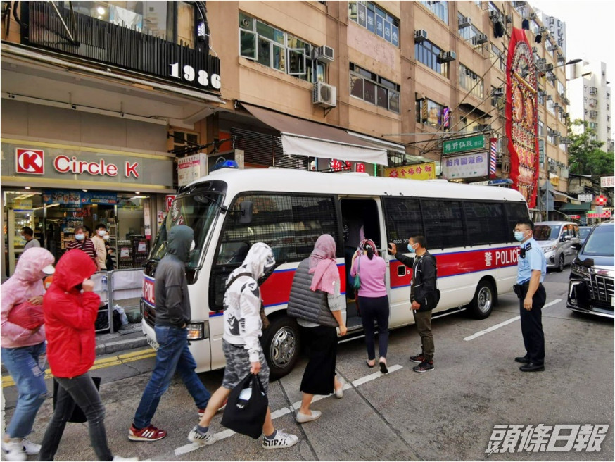 警方於新界北展開「犁庭掃穴」反罪惡行動,期間拘捕100人。警方圖片