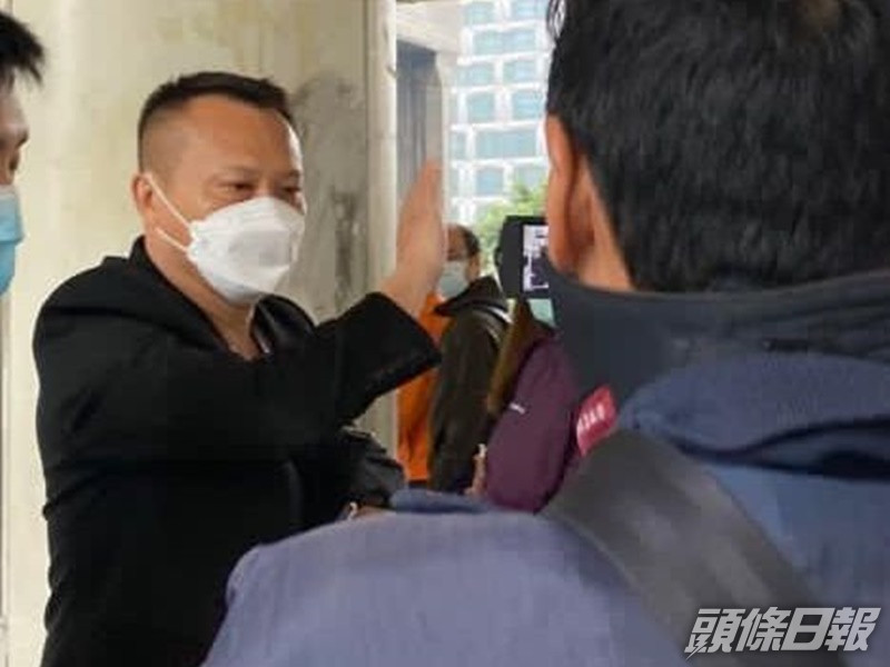 「飛天南」吳偉南今出庭自辯。張旭珊攝