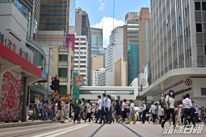 發展局推出資助,聘請畢業生組別和助理專業人員。