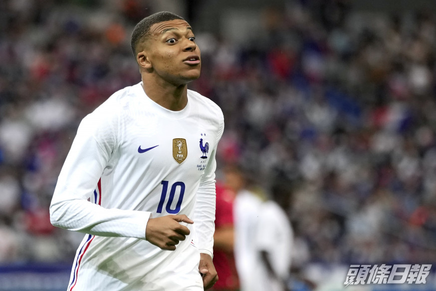 麥巴比未知應否留效PSG。 AP