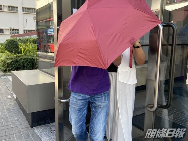被告關添華。