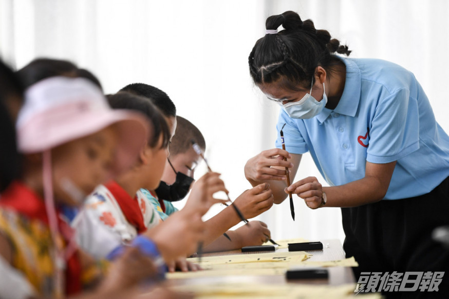 中國多地要求師生開學前14天居家。新華社資料圖片