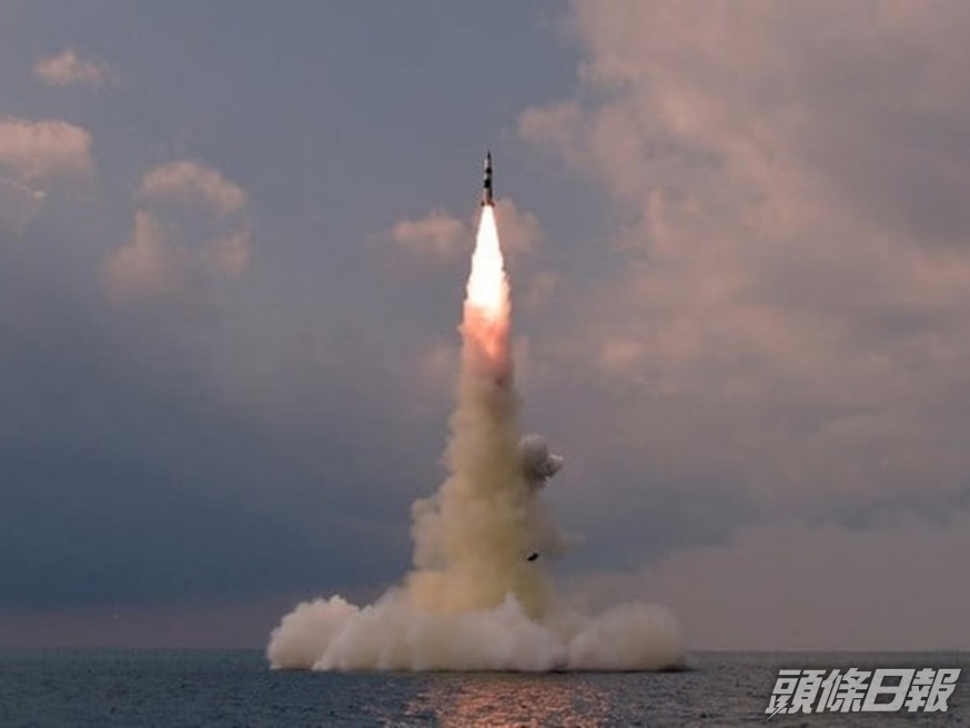 北韓成功試射新型潛射彈道導彈。北韓官媒圖片