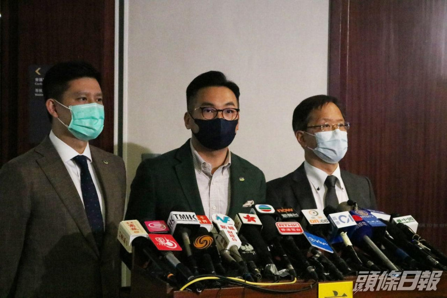 公民黨批評警方打壓新聞自由。