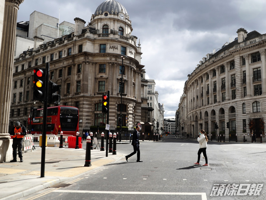 英國撥款4.6億港元助BNO港人融入當地。AP圖片