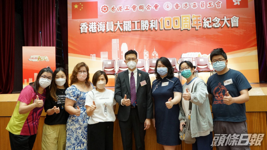 吳秋北指,市民迫切希望能與內地通關。工聯會FB