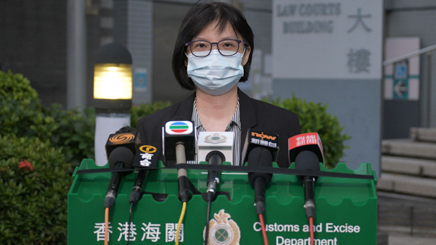 海關版權及商標調查科不良營商手法調查第二組高級貿易管制主任鄭淑燕。