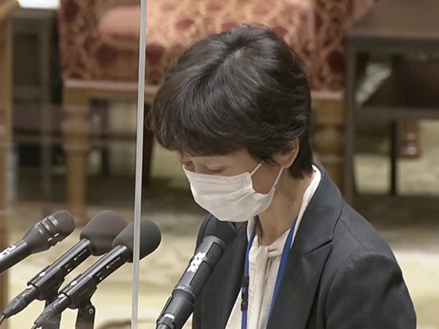 山田真貴子就此事在眾議院預算委員會會議上就違法接受宴請公開道歉。(網圖)