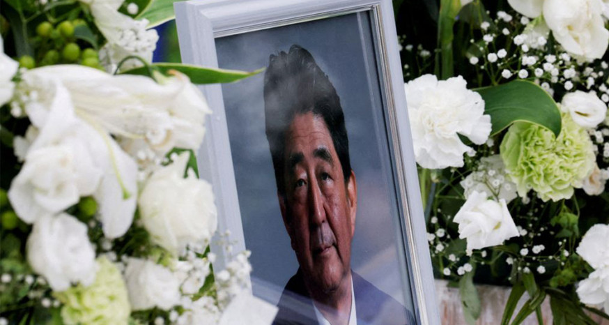 有團體入稟法院,阻止日本政府為安倍舉行國葬。(路透社)