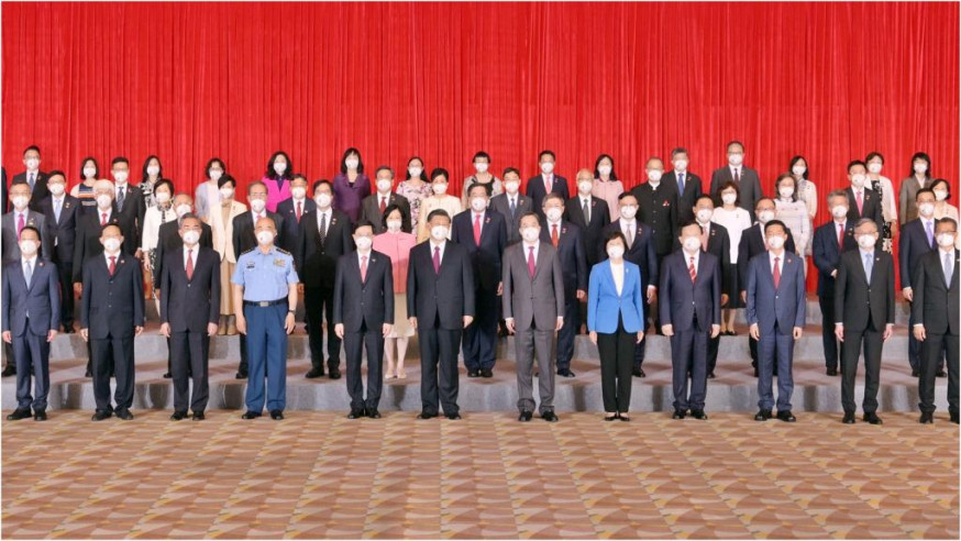 回歸25|習近平與行政立法及司法機構負責人合照