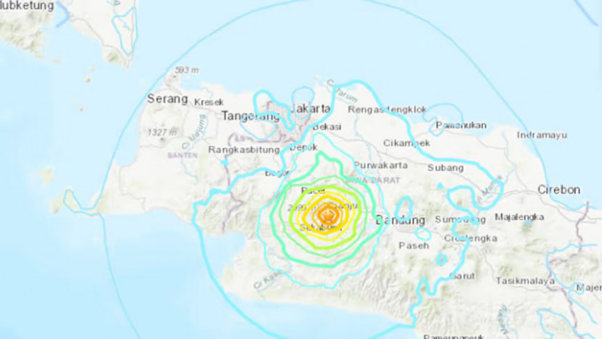 印尼西爪哇發生6.1級地震,震央位於蘇加武眉市22公里外,震源深度104公里。