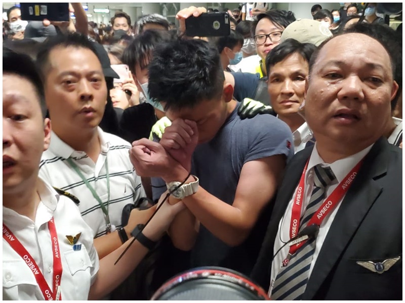 一名內地男子昨晚一度被包圍。資料圖片