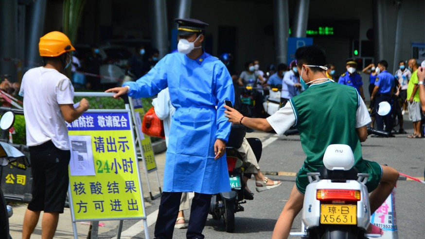 海口實行臨時性全域靜態管理,人員不得外出公交停運。資料圖片