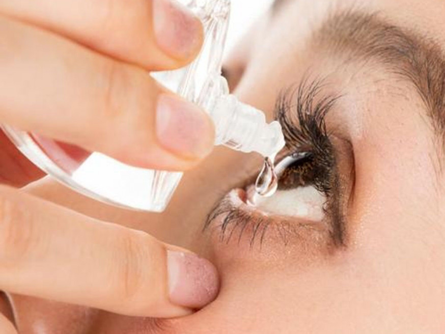 醫生提醒使用眼藥水務必遵照醫生指示使用，不可超出使用的劑量、次數和時間。網圖