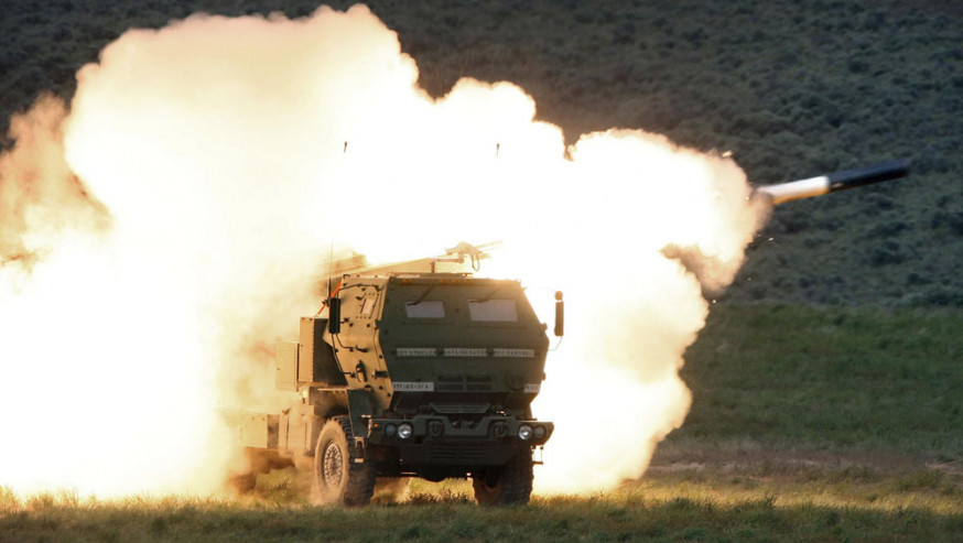 美國再軍援烏克蘭4.5億美元，含先進火箭系統。AP圖