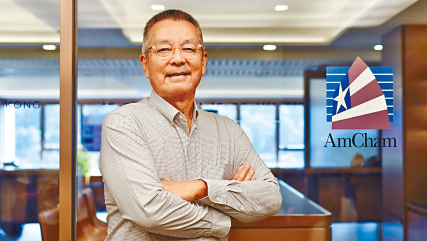 美國商會新任總裁翁以登認為,香港急須改善營商環境,盡快取消入境限制。