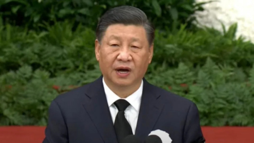習近平讚揚江澤民是全黨全人民公認的享有崇高威望的卓越領導人。