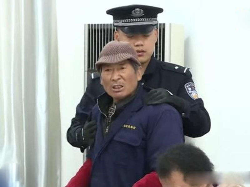 宋先生不肯移走放在醫院殮房長達十年的父母遺體。(網圖)