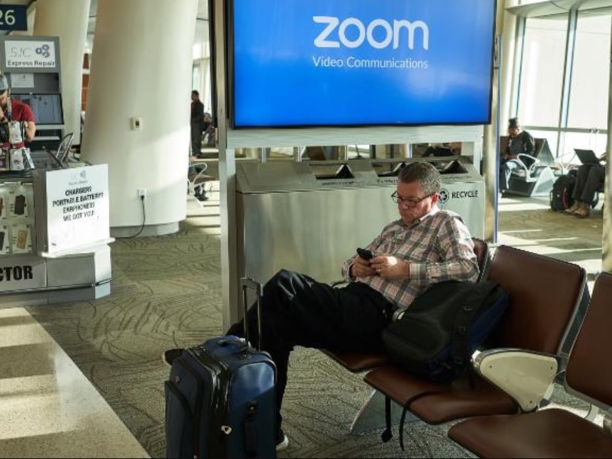 Zoom爆保安及隱私問題 疑泄使用者資料及行蹤